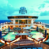 Описание лайнера VOYAGER OF THE SEAS