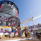 Описание лайнера Disney Fantasy