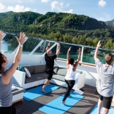 Описание лайнера Crystal Esprit 